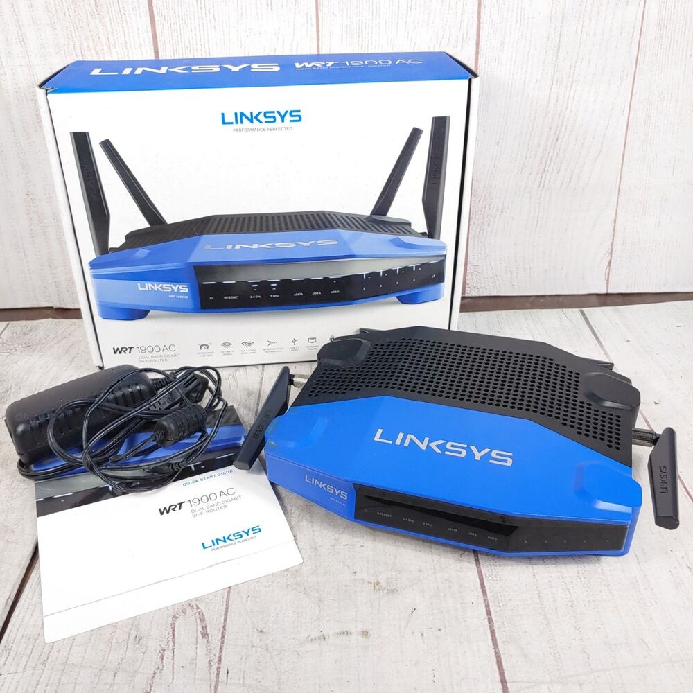 Linksys WRT1900AC Dual-Band Wi-Fi Router 1300Mbps 4-Port Gigabit w/ BOX - TESTED